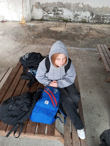 AYAKLARI TERS CİN GÖRDÜĞÜNZ YERDE SAKLANIN