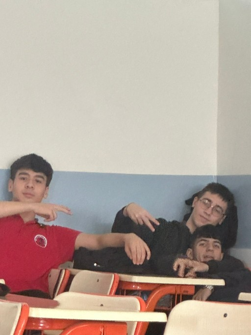 uykucular ve hawli çoçuk